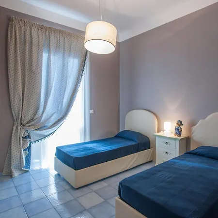 Homehere - Domus Alfieri Appartement *
